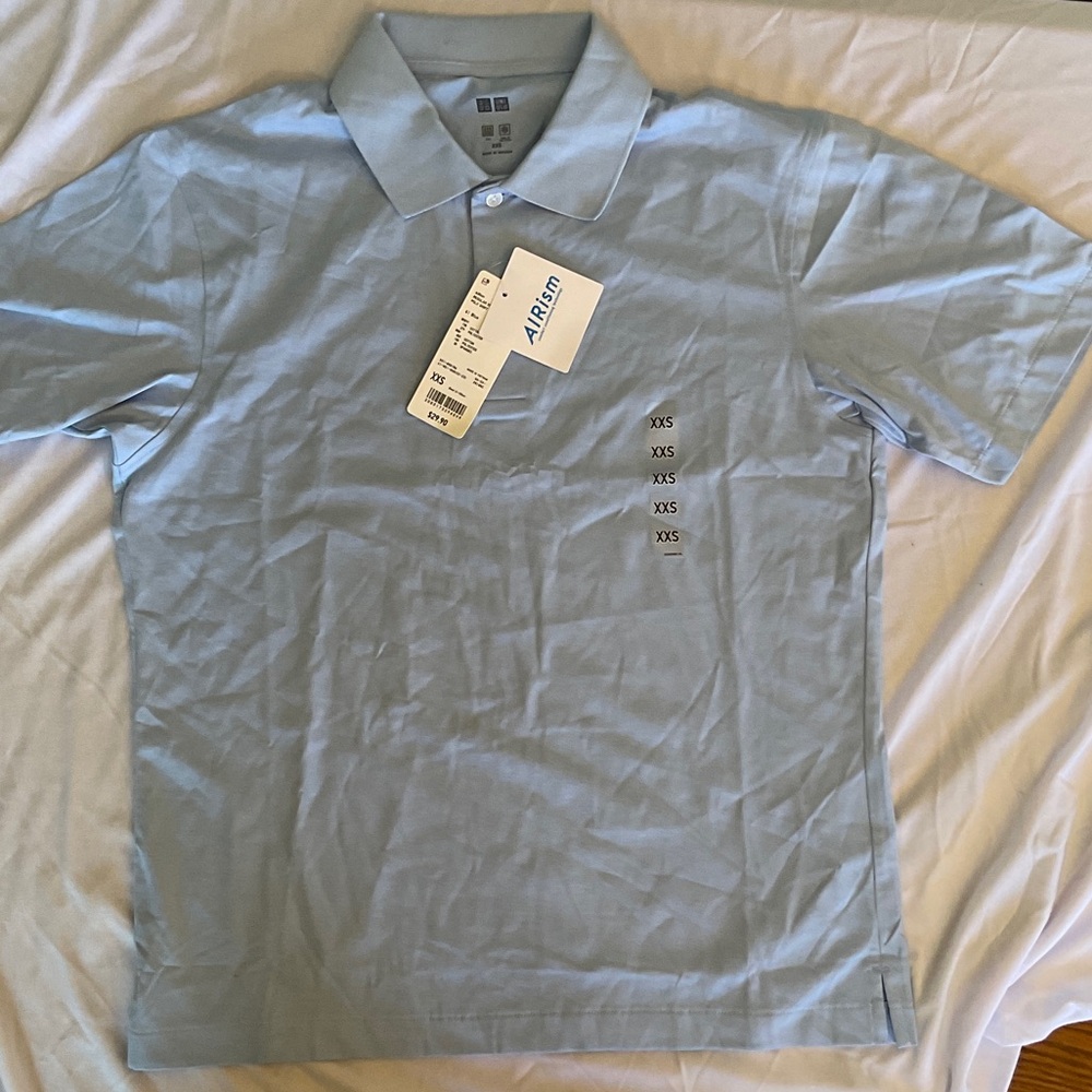 Uniqlo Men's Airism Polo in Sky Blue